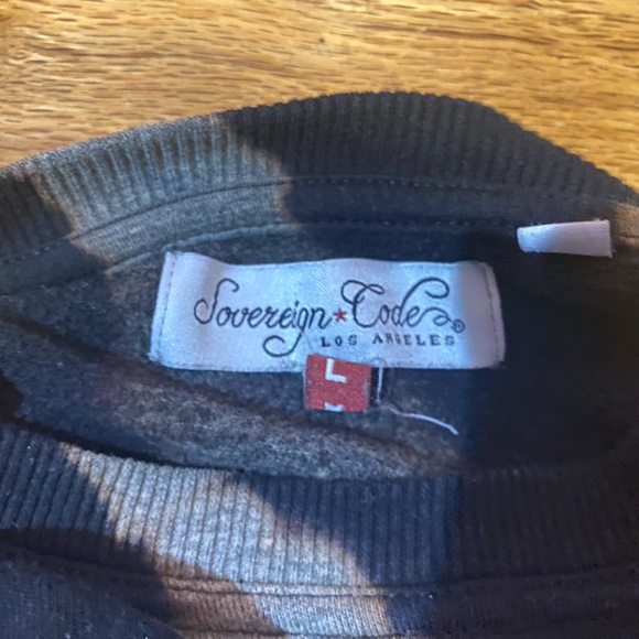 sovereign code tie-dye cropped weekend sweater - Picture 2 of 3